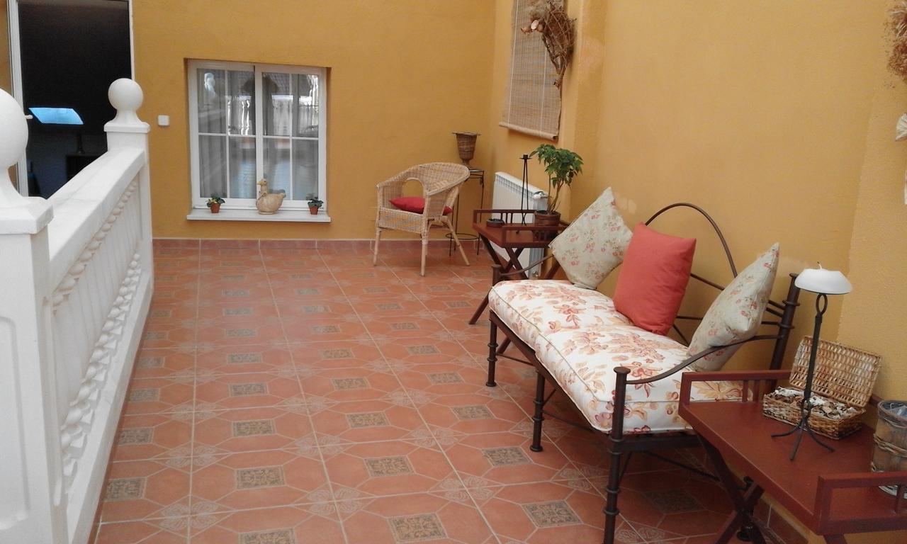 Hostal Rural Cumbres De Castilla Mandayona Exterior foto